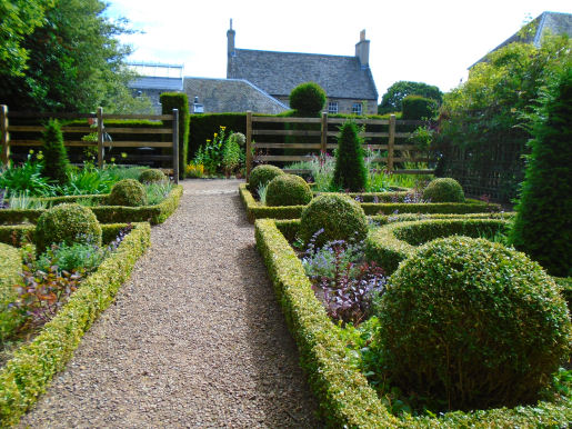 Dunbars Close Garden